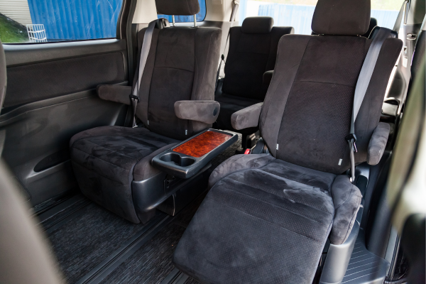 Luxury transportation image 1